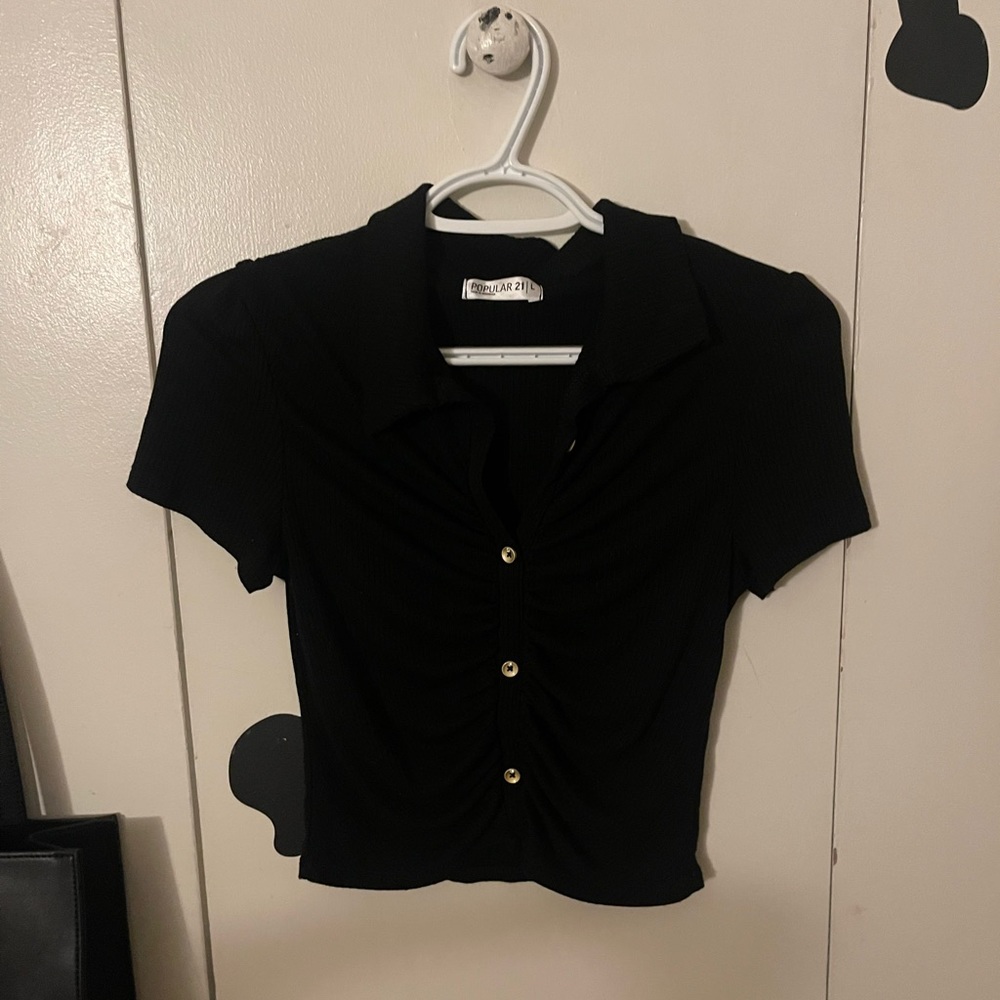 Cropped knitted top